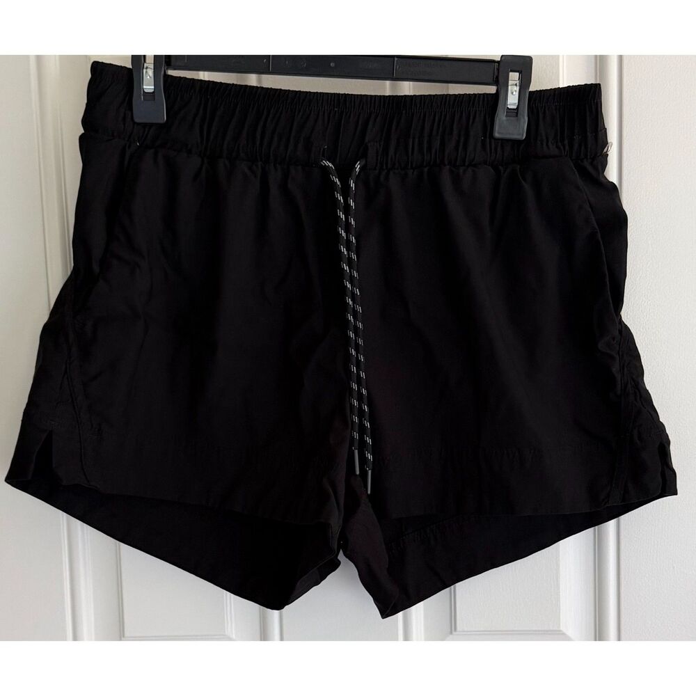 Avalanche Women's Black Shorts size L